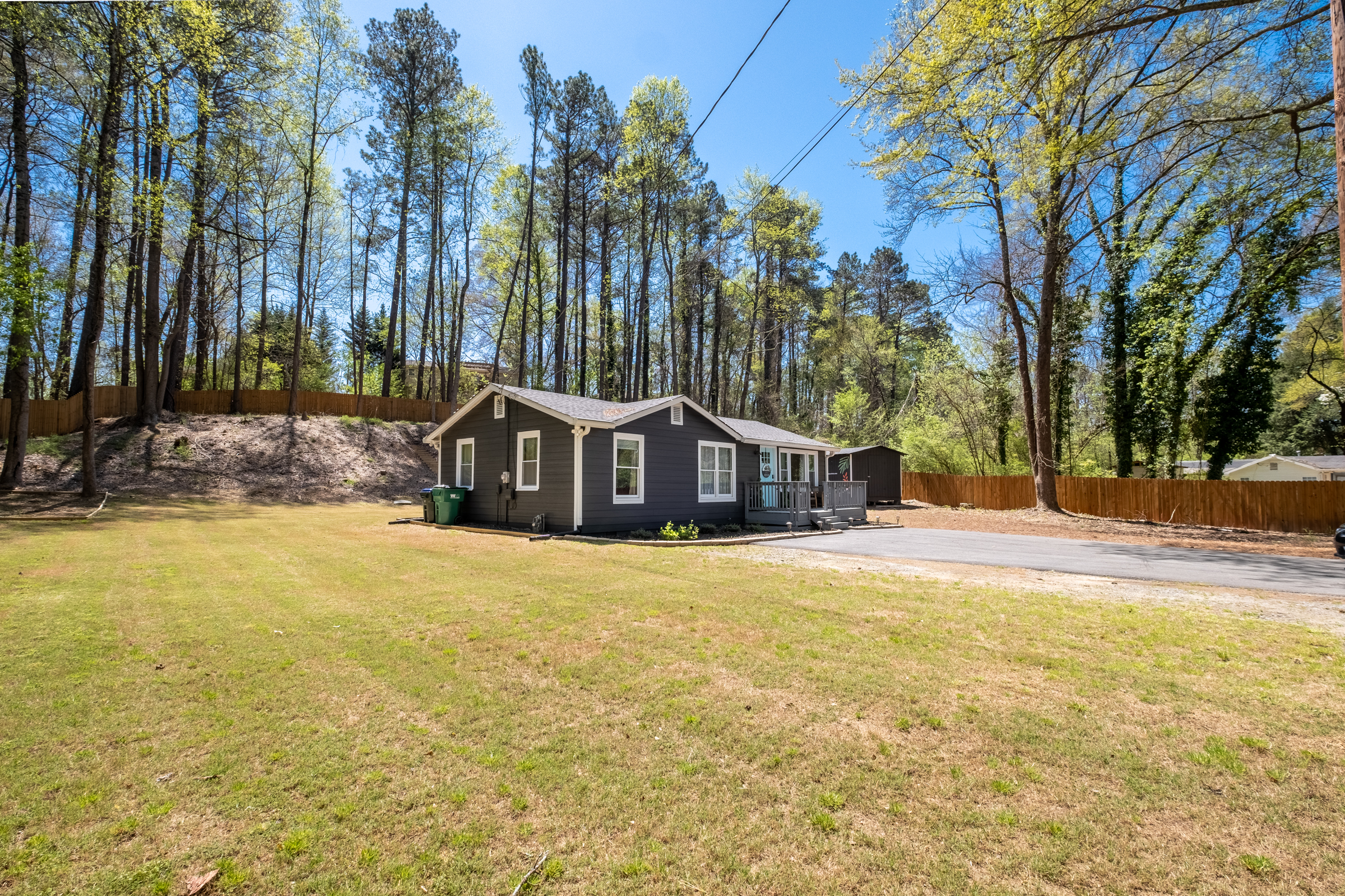 Woodstock Charm photo 5